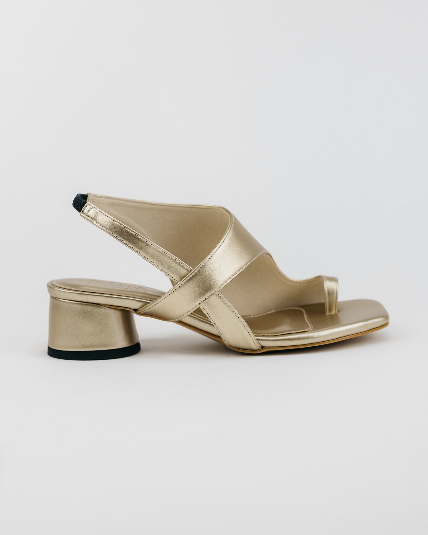 Jane Square Toe Slingback Sandals (Gold)