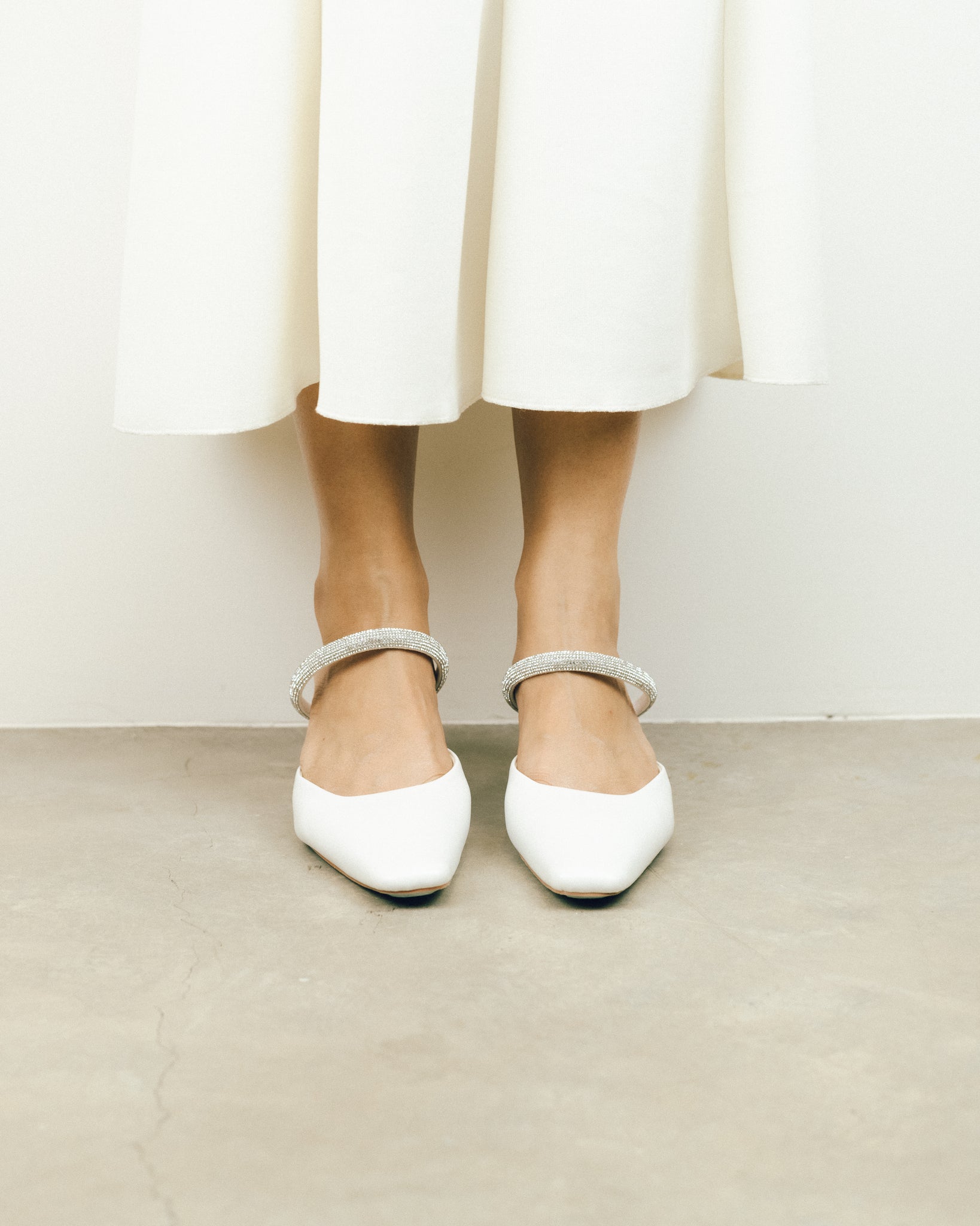 Amore Embellished Strappy Mules (Pearl White)